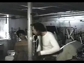 Two men hammering the pussy of trouble-free skins