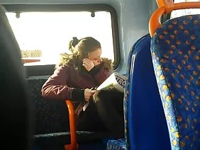 Devchulya sucked her boyfriend dick in the car on the way