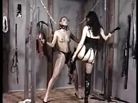 A young beauty fucked herself with a slander