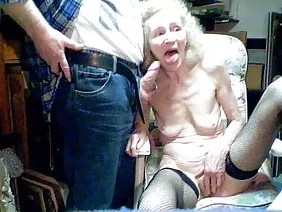 Amazing young babe masturbates pussy