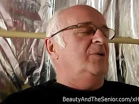 Came to porn casting and got a dick in fat cunt