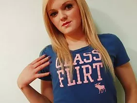 Guy fuck two young girls in pussy