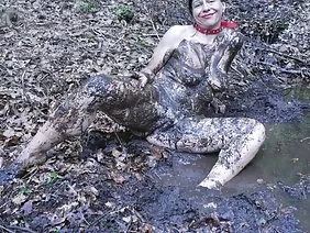 The sister wanted to suck the sleeping brother's dick, but he woke up and had a good fuck in her