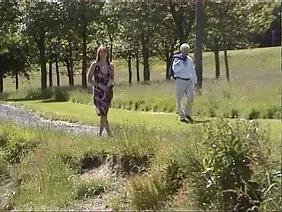 Drunk Russian couple decided to do intimate