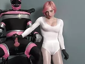 Busty Russian fuck starts hairy cunt with dildo