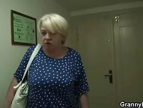 Blonde in oil fucks with a gentleman after Cooney