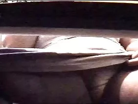 Fucked his chick in the car and cum in inside