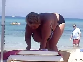Fucks curly black women in pussy