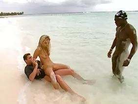 Slim blonde clearly sucks boyfriend